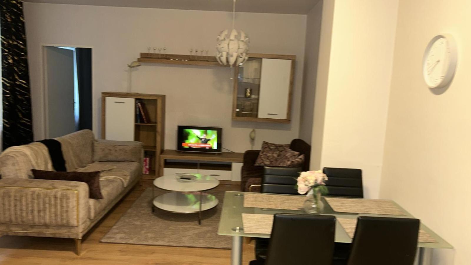 Apartment Gesamte In Wien, Oesterreich *